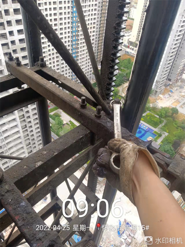 懷化市德邦工程機(jī)械有限公司,湖南建筑起重機(jī)械的租賃,湖南施工升降機(jī)租賃,湖南塔式起重機(jī)租賃 懷化市德邦工程機(jī)械有限公司,湖南建筑起重機(jī)械的租賃,湖南施工升降機(jī)租賃,湖南塔式起重機(jī)租賃